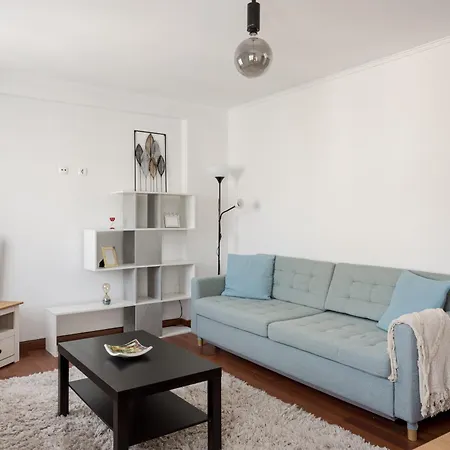 Apartamento Olivais 2br *