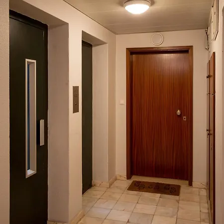 Olivais 2br Apartamento *